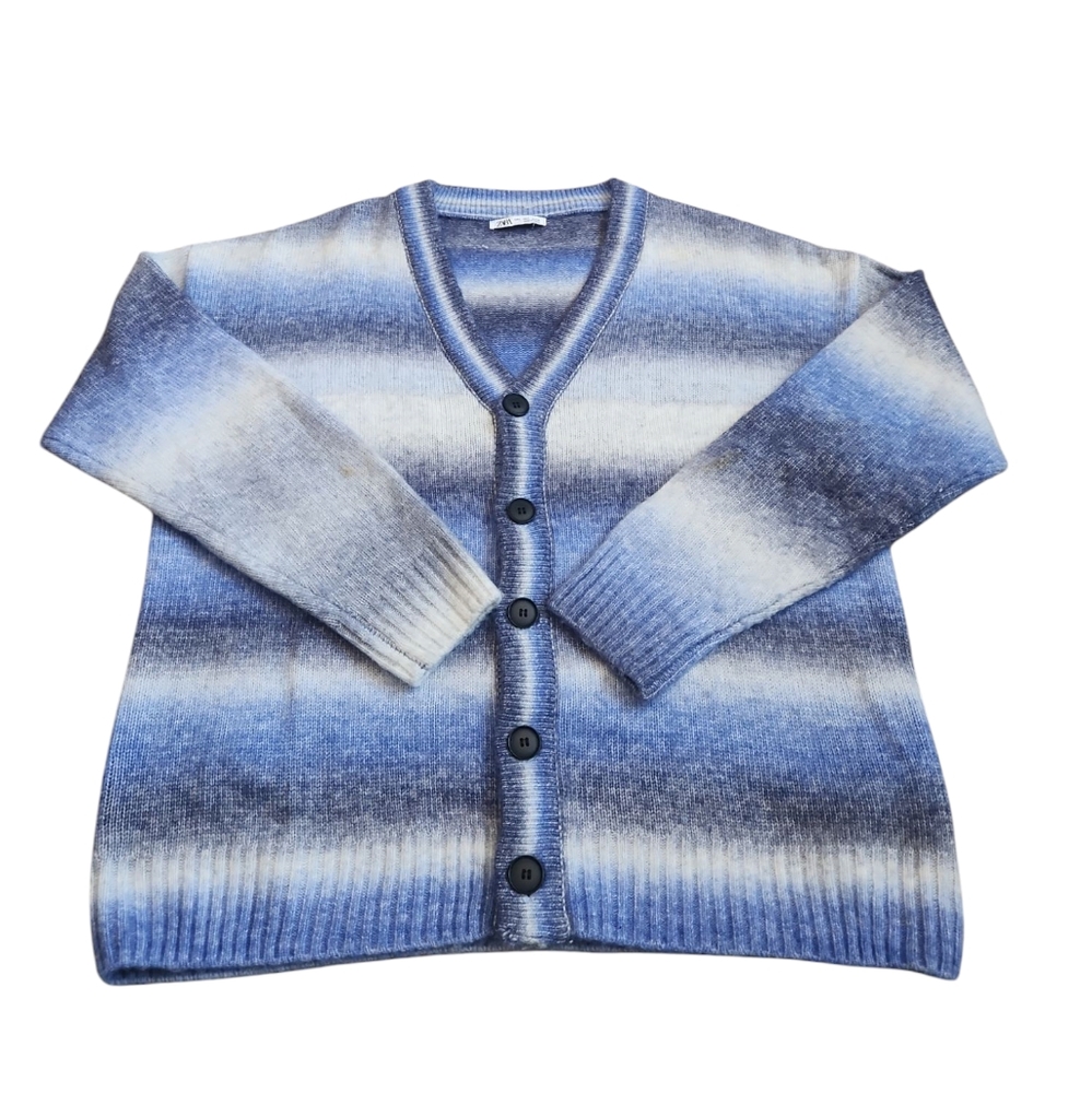 Zara Men's Blue Gradient Sweater